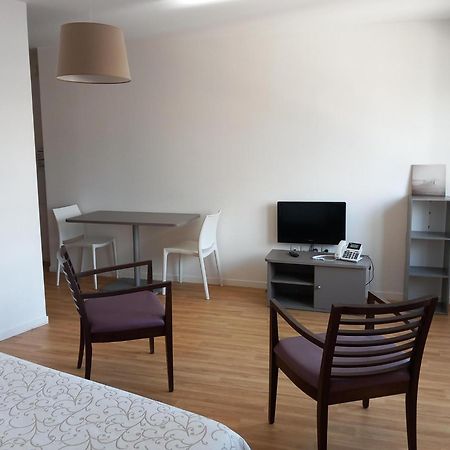 Residence Services Seniors Espace Et Vie Le Mans Ngoại thất bức ảnh