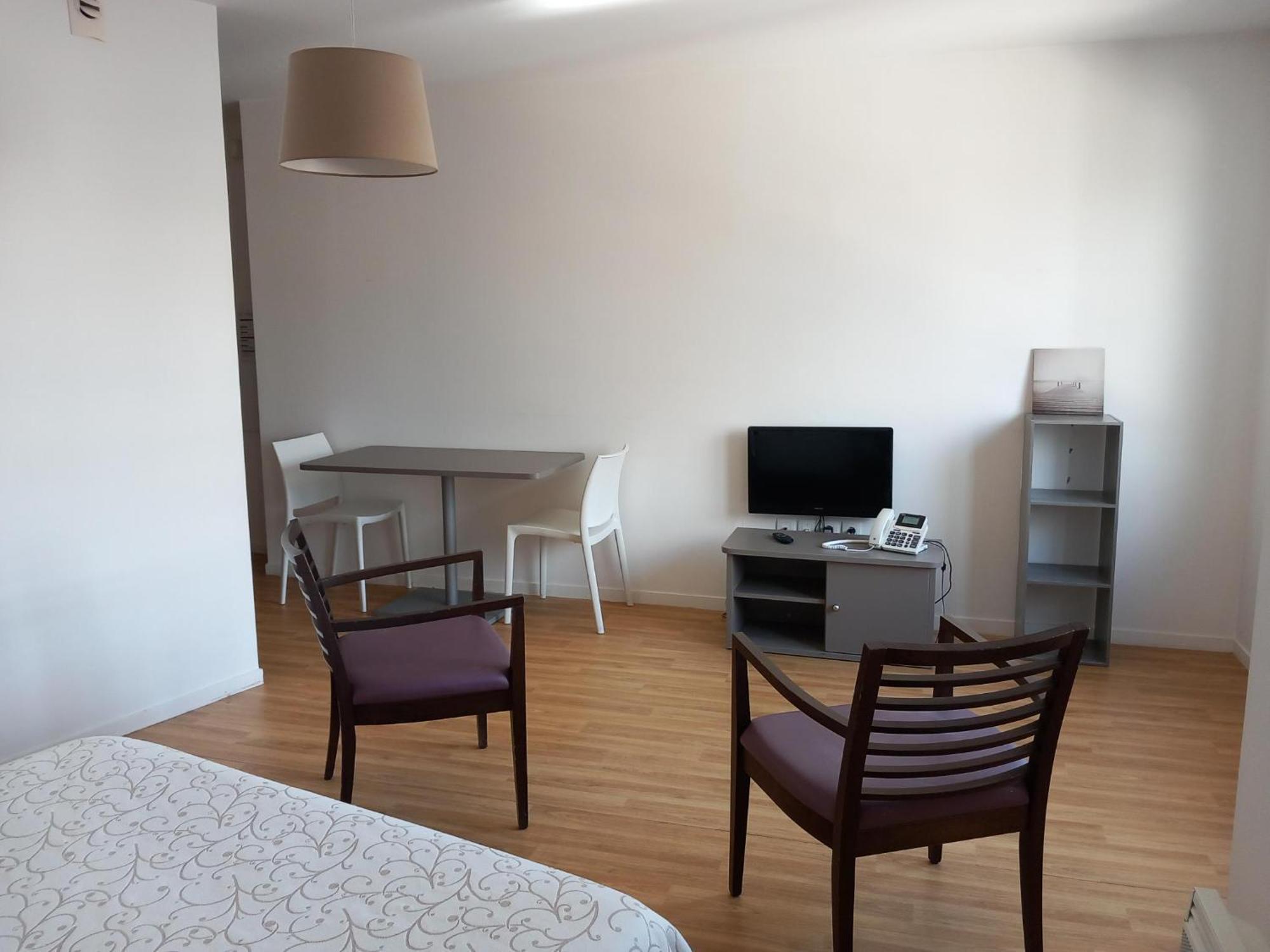 Residence Services Seniors Espace Et Vie Le Mans Ngoại thất bức ảnh